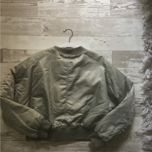 Short jacket - Picture 4 of 4